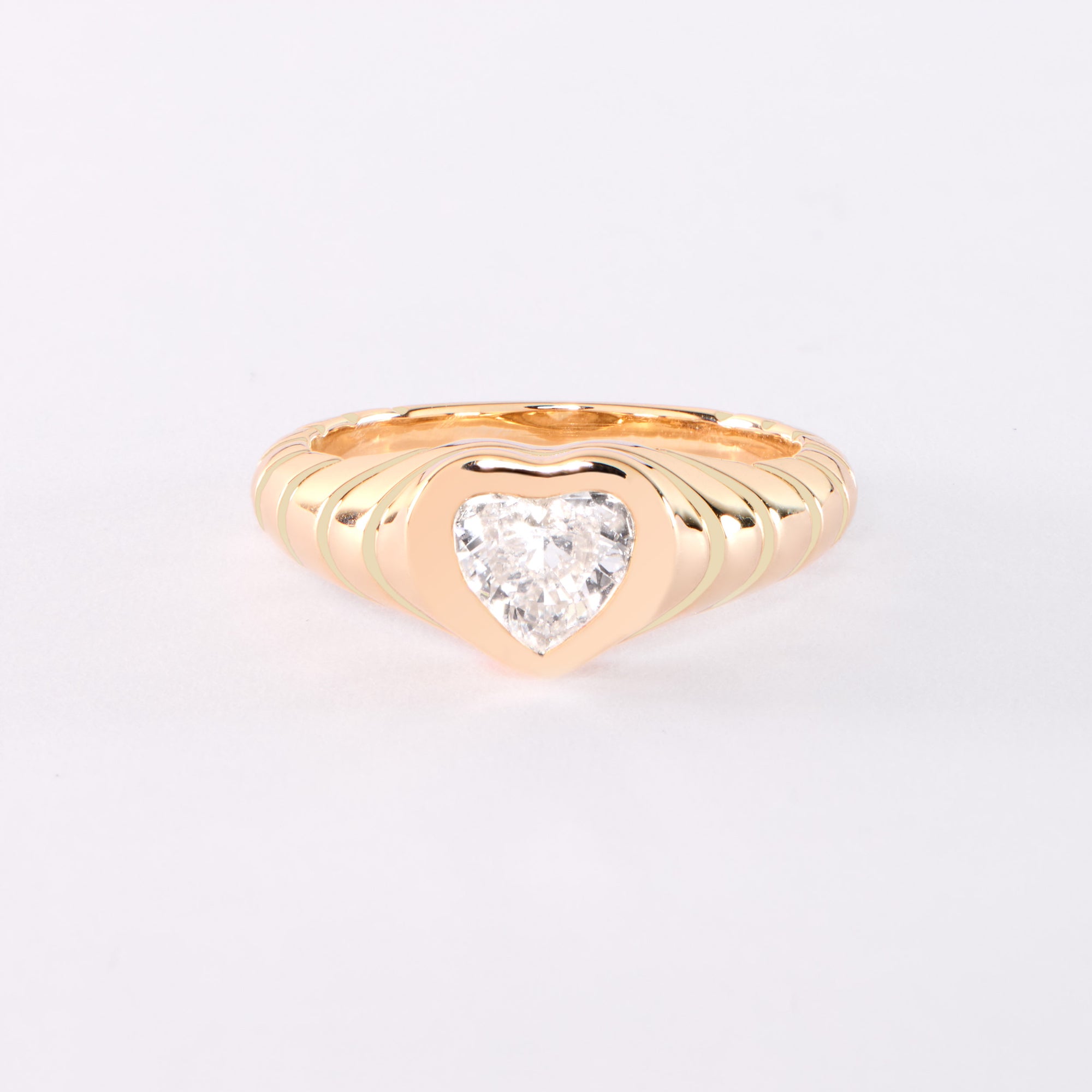IONA RING - DIAMOND HEART