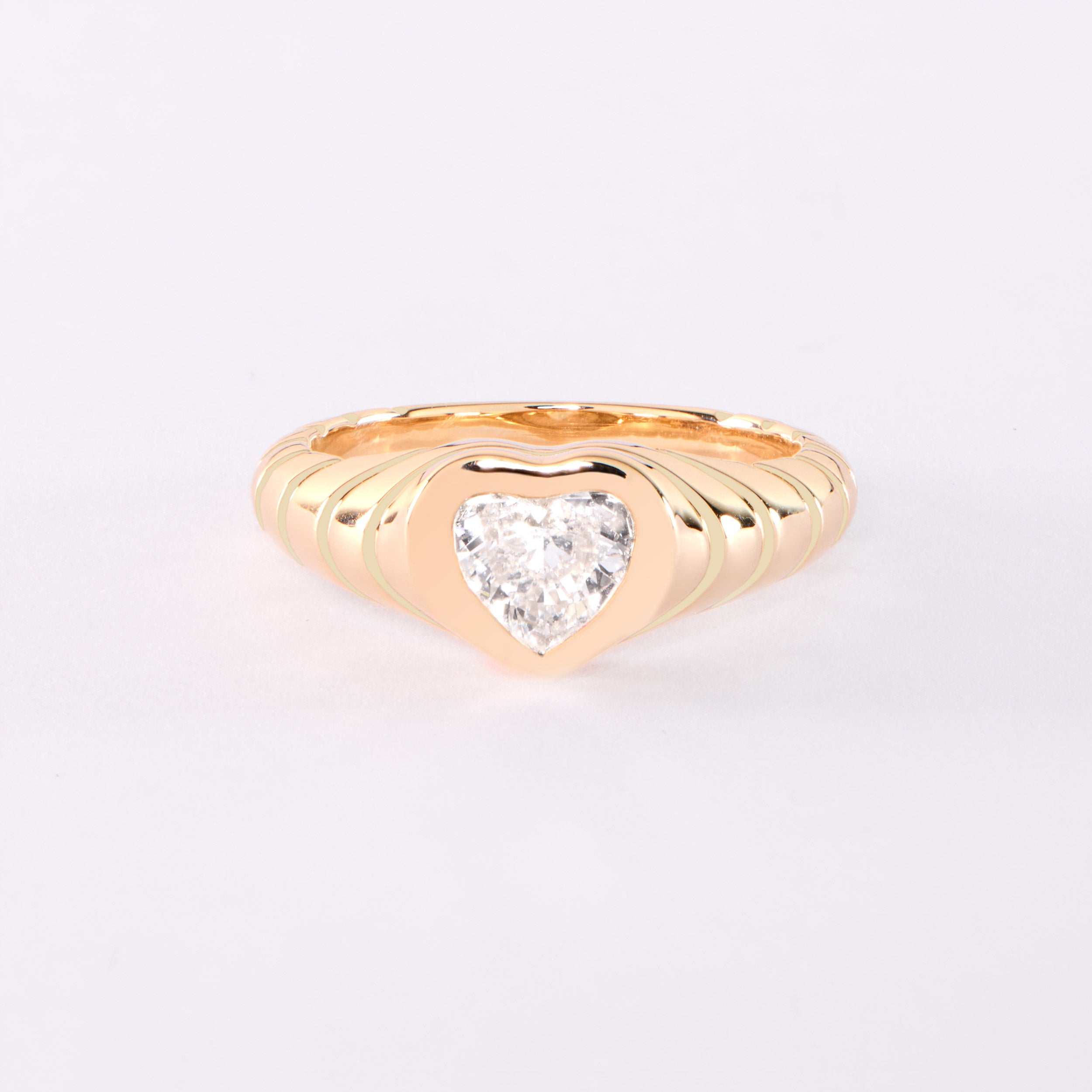 IONA RING - DIAMOND HEART